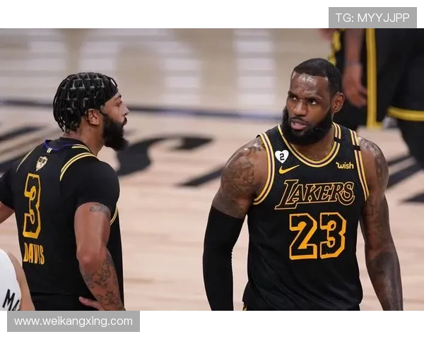 湖人新赛季重组阵容挑战西部强敌詹姆斯带队再冲总冠军荣耀