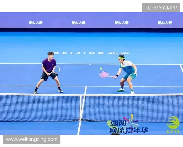 网球新星横扫赛场 迎来职业生涯最辉煌时刻 引领全球关注