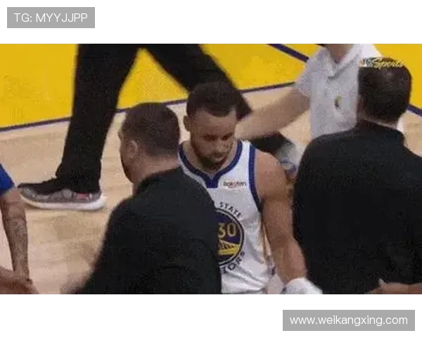 最新NBA动态:詹姆斯领衔湖人迎战勇士,库里伤愈复出能否扭转局面 最新NBA动态:詹姆斯领衔湖人迎战勇士,库里伤愈复出能否扭转局面